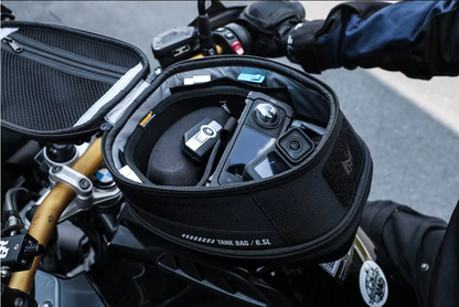 Rhinowalk Mechanic Series 5.6L Magnetic Tank Bag
